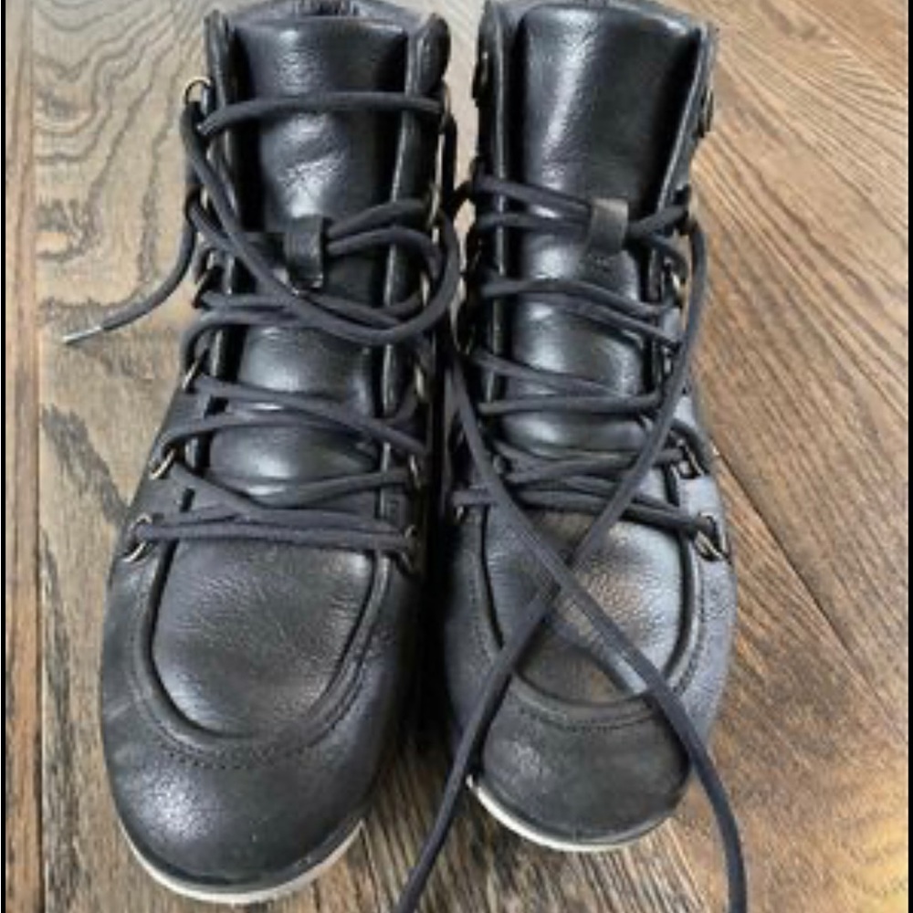 Sorel Moto Booties 7.5